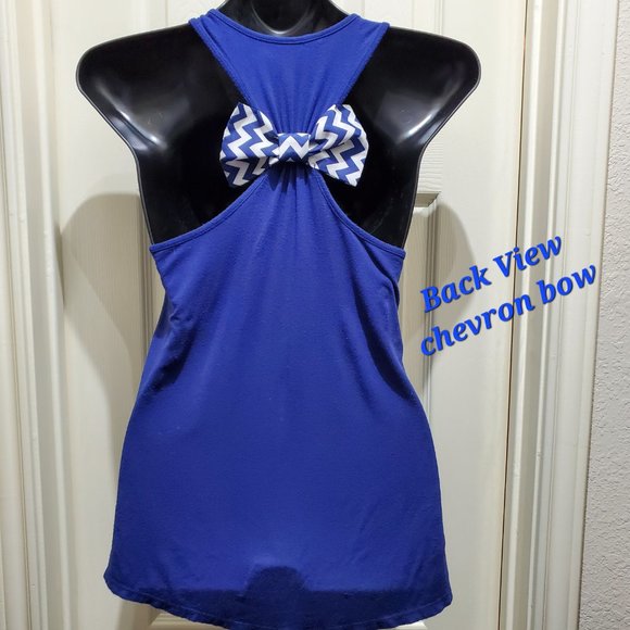 CHARMING CHARLIE Blue Racerback Chevron Bow Tank Top, Size Medium - Picture 3 of 8